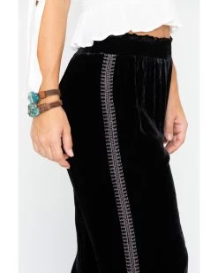 Johnny Was Women's Hirsch Velvet Embroidered Crop Pants 10 Johnny Was Women's Hirsch Velvet Embroidered Crop Pants -Women - Western Cowboy 2000257328 001 P5
