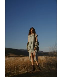 Cleo + Wolf Women's Tiered Relaxed Fit Midi Dress 9 Cleo + Wolf Women's Tiered Relaxed Fit Midi Dress -Women - Western Cowboy 2000364818 461 P1