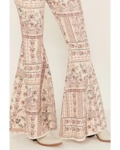Shyanne Women's High Rise Paisley Americana Print Flare Jeans 7 Shyanne Women's High Rise Paisley Americana Print Flare Jeans -Women - Western Cowboy 2000383713 900 P2