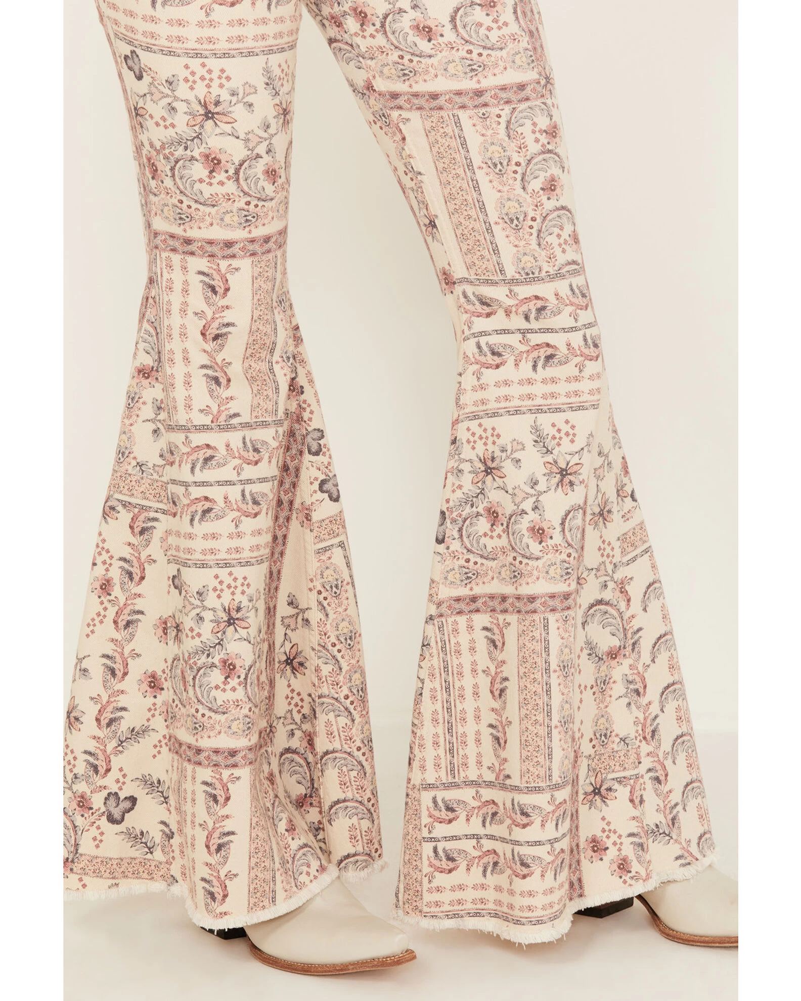 Shyanne Women's High Rise Paisley Americana Print Flare Jeans 4 Shyanne Women's High Rise Paisley Americana Print Flare Jeans - Image 4