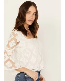 Shyanne Women's Diamond Embroidered Mesh Top -Women - Western Cowboy 2000386167 100 P2