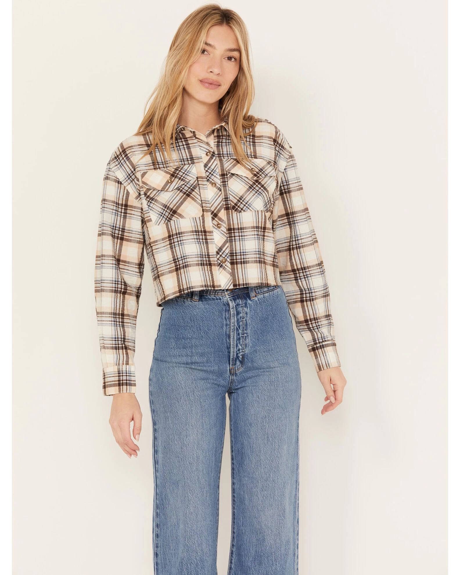 Cleo + Wolf Women's Plaid Print Cropped Shirt 4 Cleo + Wolf Women's Plaid Print Cropped Shirt - Image 4