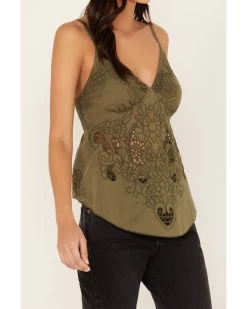 Shyanne Women's Hanky Hem Halter Top