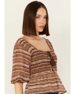 Shyanne Women's Smocked Lace-Up Print Top